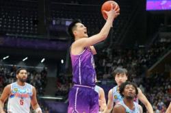 开云体育入口-福建队疯狂进攻，赢得惊险比赛