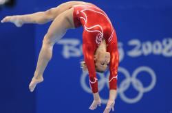 开云体育下载-绿茵场上的东西方鏖战，萨拉赫一锤定音，法国险胜中国