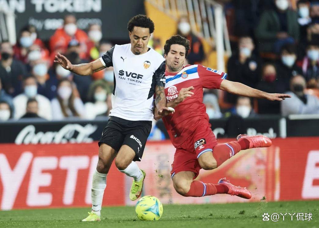 关于瓦伦西亚客场不敌，困境难逃的信息
