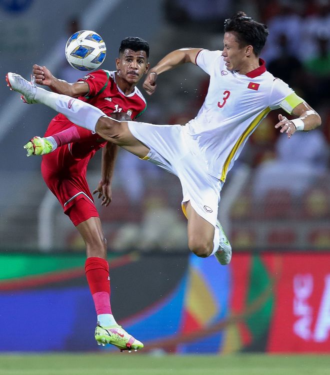 考验实力的大赛，强队争夺胜利先机的简单介绍