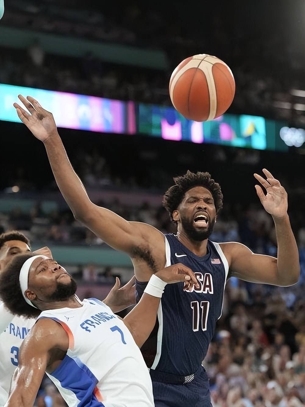 独行侠实现惊艳逆转，战胜小牛领先对手