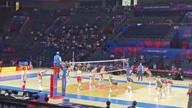 波兰队上演逆袭，成功晋级八强的简单介绍