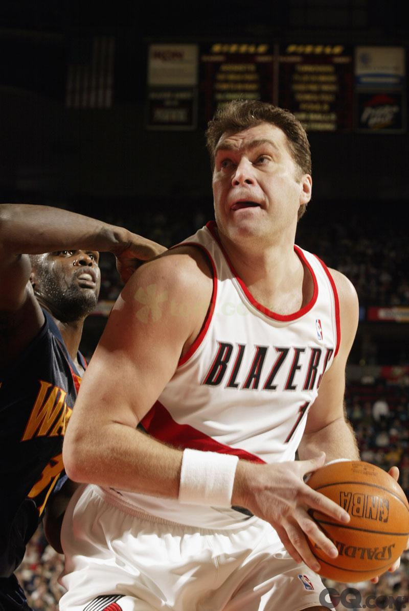 比赛中球员的身体素质成为决定因素 比赛中球员的身体素质成为决定因素