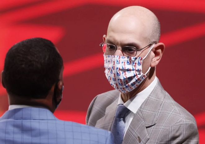 绿军内讧升级,波波维奇紧急开会商讨解决方案 绿军内讧升级,波波维奇紧急开会商讨解决方案