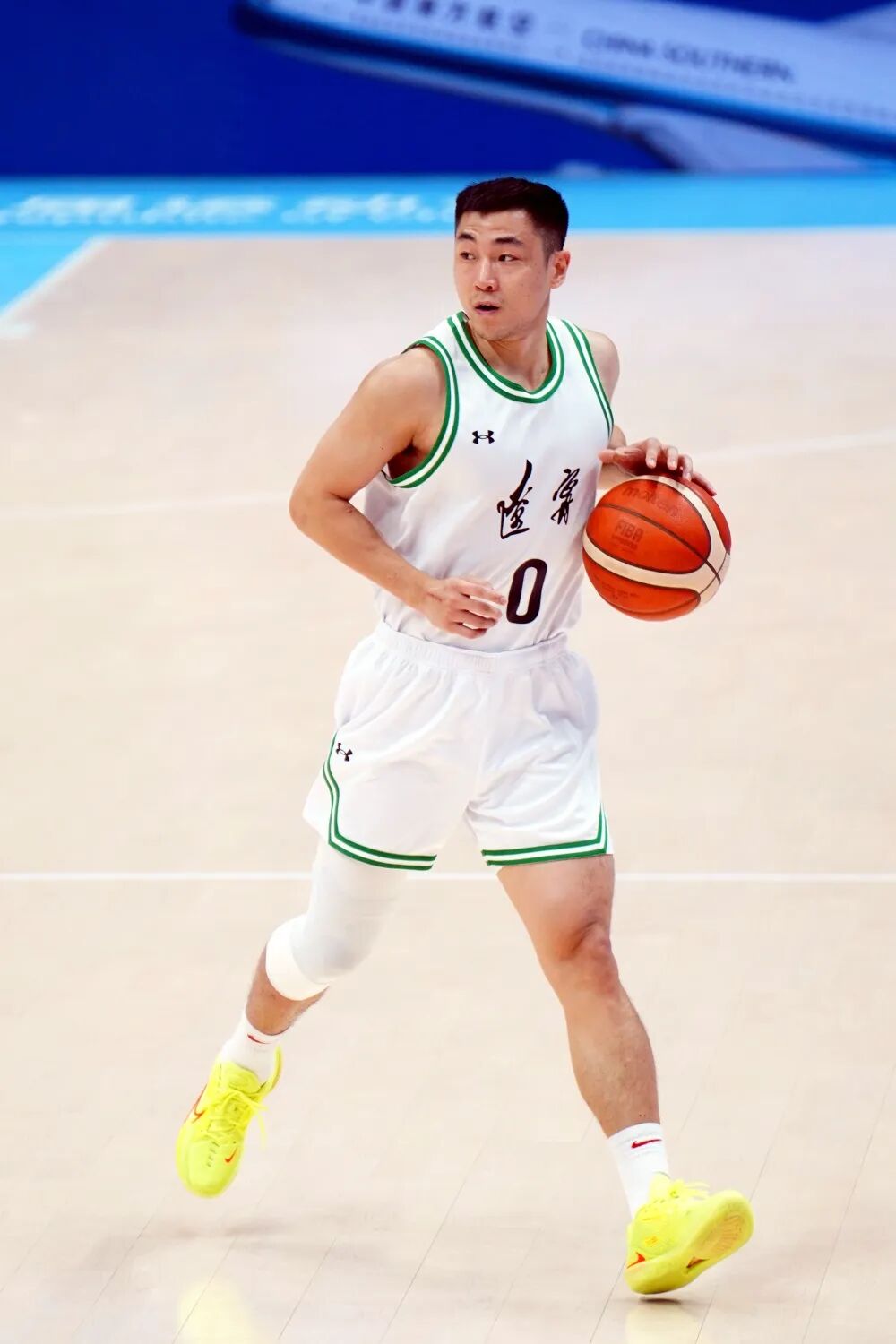 辽宁男篮主场大胜天津队，豪取五连胜