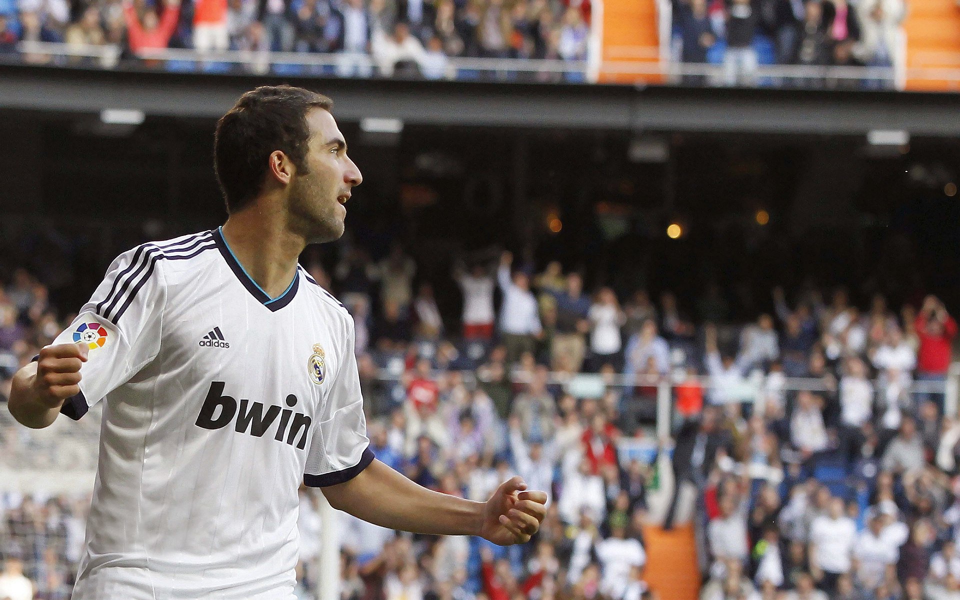 新疆队血拼掘金，保罗成为关键先生