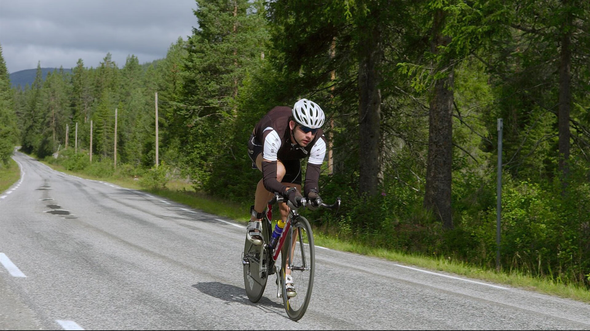 太阳加时险胜篮网，爱德华兹的节奏魔法如何点燃全队