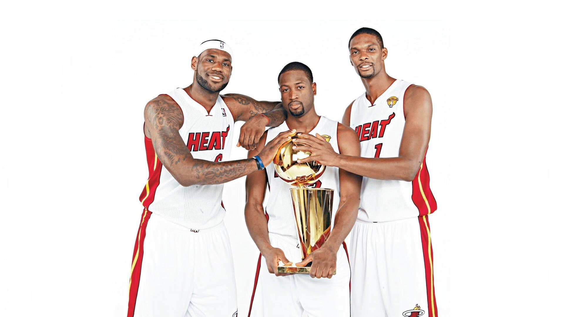 南北争锋与希腊神话,当广东的战术铁壁遇上字母哥的孤胆英雄夜